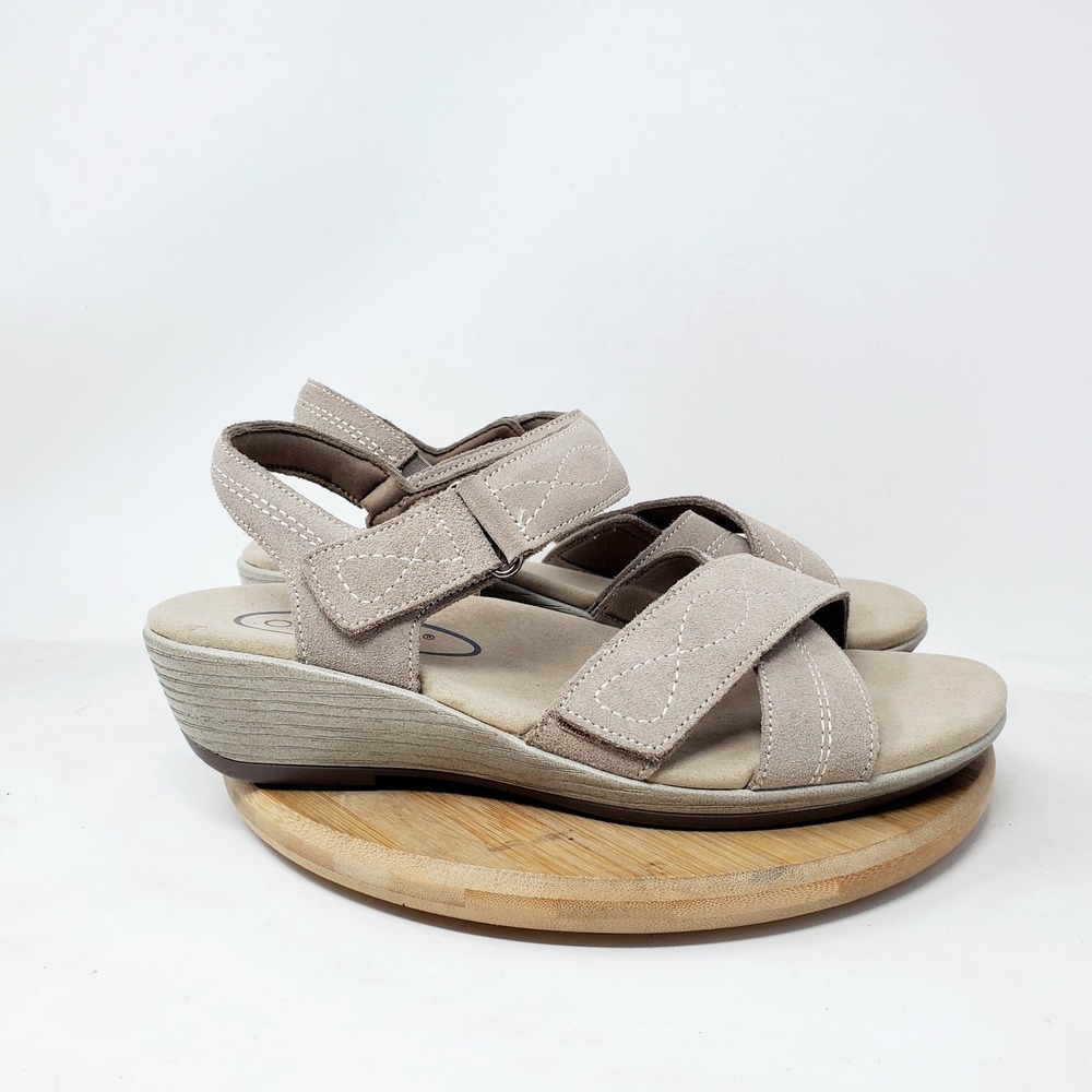 Orthofeet Holly Sandals Womens 8.5 WIDE Beige Suede Adjustable Comfort Shoes